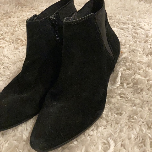 Boot - Picture 3 of 3